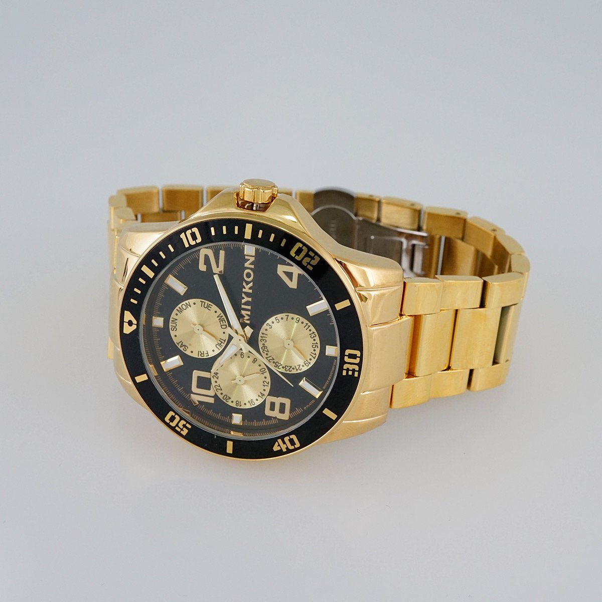 Men's Topman Watch Gold Mint Condition - Depop