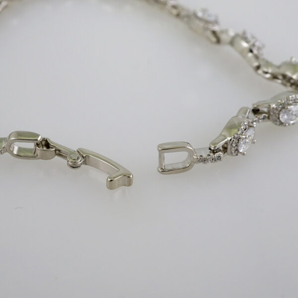Woman Bracelets/ Pulseras Dama/  Zircon Stone/  Silver Color// B931 - Image 3