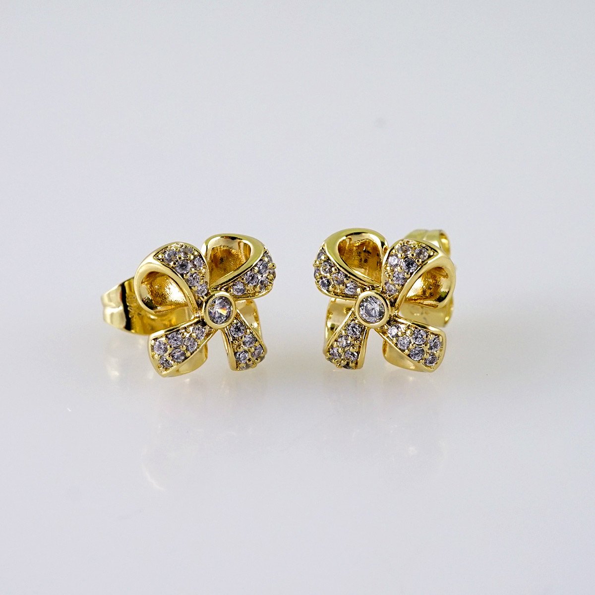 Brass Golden Artificial Ladies Earrings at Rs 300/pair in Rajkot | ID:  2850445725573