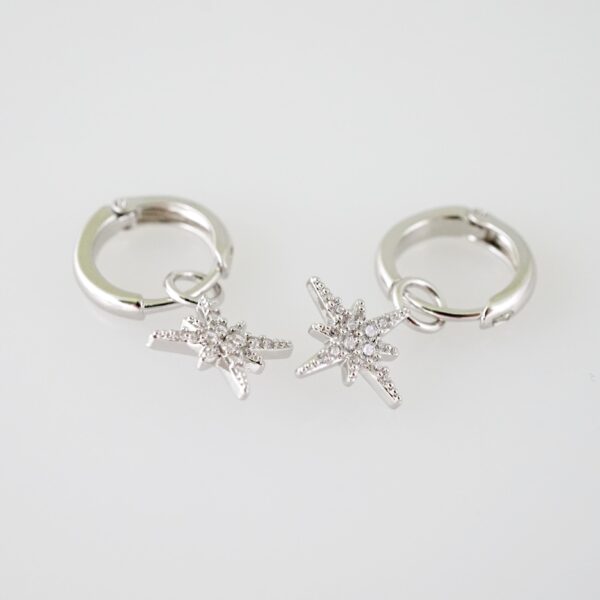 E1952 Earrings - Aretes - Zircon Stone - Silver Color