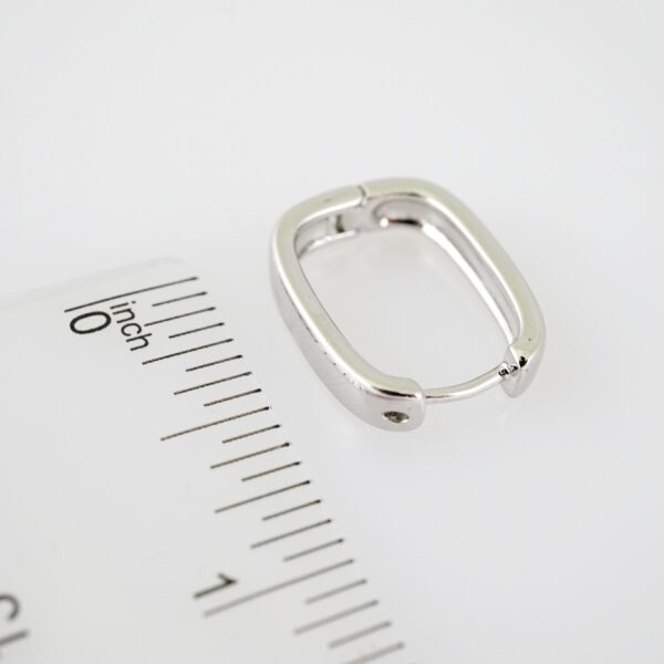 E1987 Earrings - Aretes - Plain - Silver Color