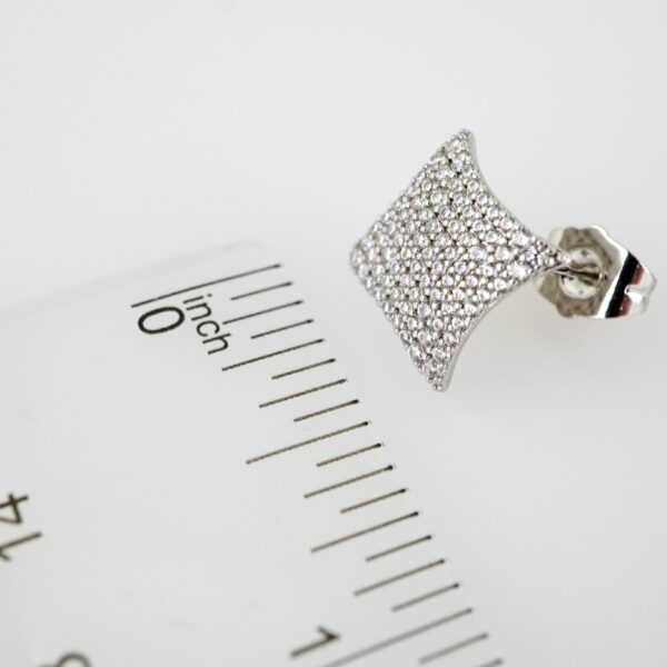E1988 Earrings - Aretes - Zircon Stone - Silver Color